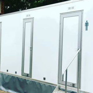 Luxury 3plus1 - Ladies toilets (5)