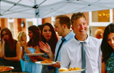 Mobile paella catering for weddings