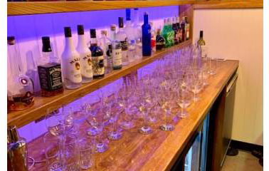 The Horse & Jockey Mobile Bar