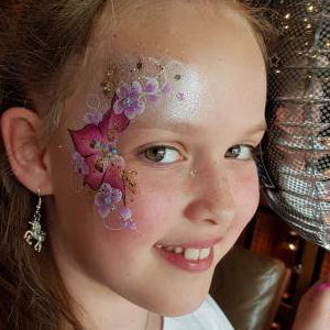 Facepainting Flowers
