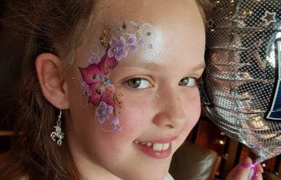 Facepainting Flowers