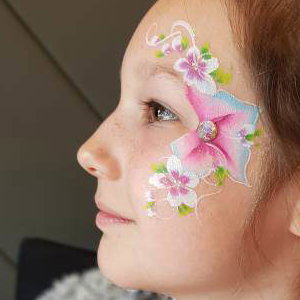 Flowers Facepainting