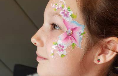 Flowers Facepainting
