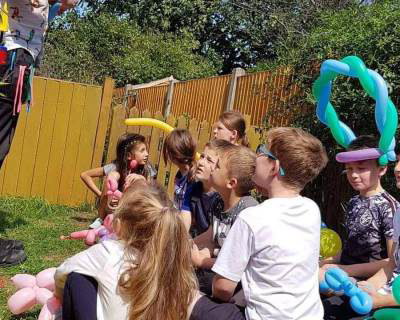 Outdoor Entertainment with Mr Twists