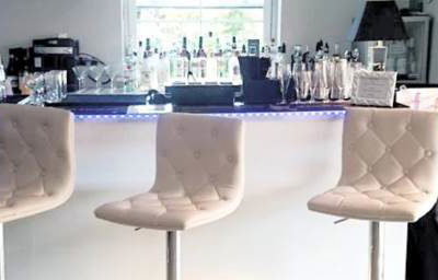 White Bar House