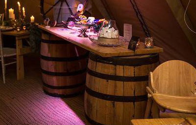 Beer barrel bar