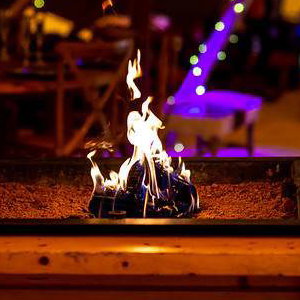 Fire-pit_marshmallows