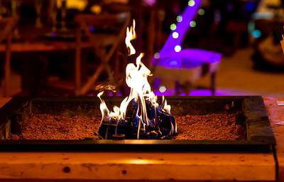 Fire-pit_marshmallows