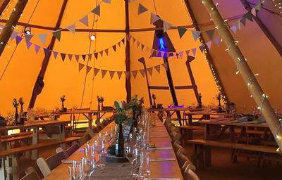 Giant Tipi - table:bench sets seating arrangment 