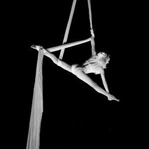  Aerialist 2