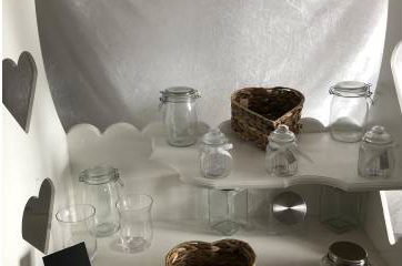 Personalised party supplies