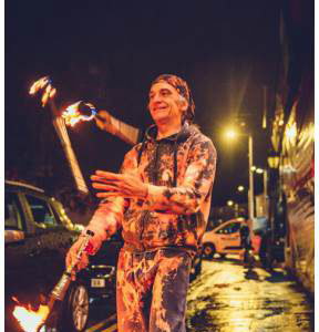Fire-Juggler--at-Pepes-Piri-Piri-Paisley