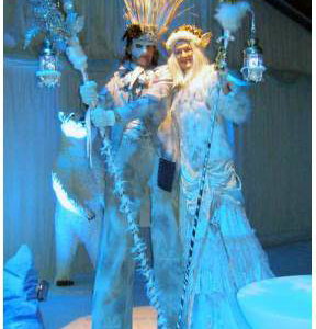 Jack-and-Candy-Frost-Aberdeen-Snow-Ball-Ball