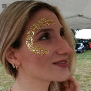 Glitter and Pearls