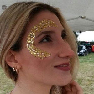 Glitter and Pearls