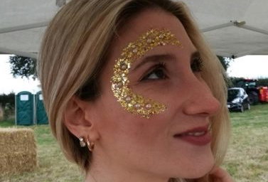 Glitter and Pearls