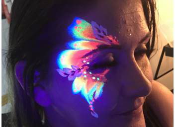 UV painting for adults at an evening corporate event