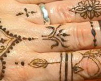 Individual jewellery style Henna