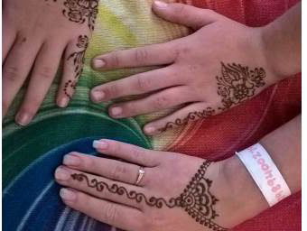 Friends designs at a teen summer event