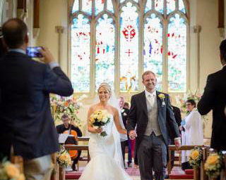Surrey_Wedding_Photographers-17