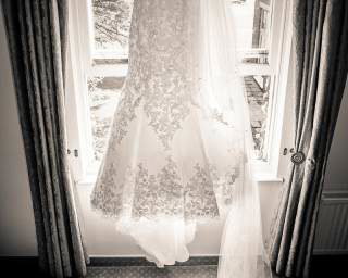 Surrey_Wedding_Photographers-23