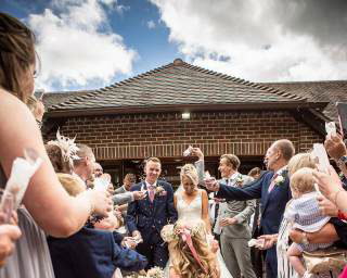 Surrey_Wedding_Photographers-10