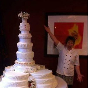 10 tier wedding cake 4' high