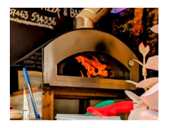 The Mob Pizza & Bar logo