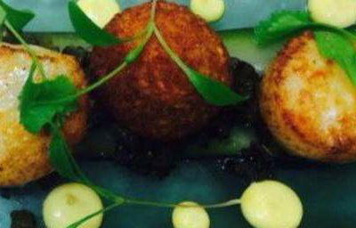 king scallops with saffron and curry cod brandade 