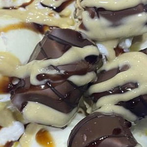 Ice cream bueno tray
