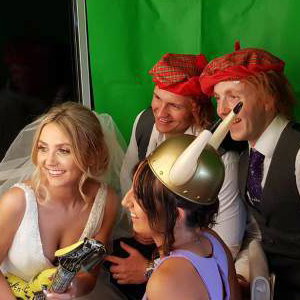 green screen photo booth fun pro uk