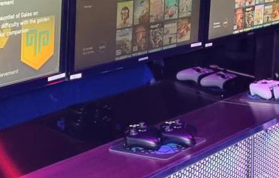 Gaming Van inside