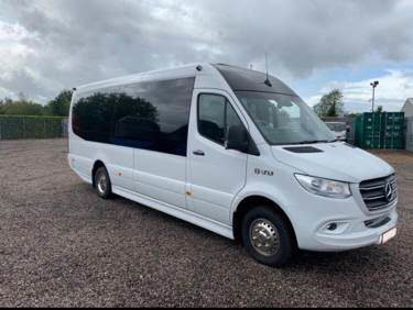 19seater (1)