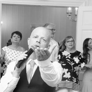 Sing Out Waitresses & Waiters Surprise Singing Show - photo 7
