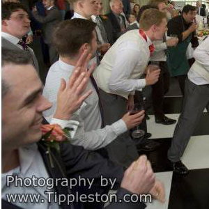 Sing Out Waitresses & Waiters Surprise Singing Show - photo 8