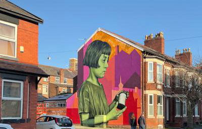 Cotton mill worker mural, Manchester