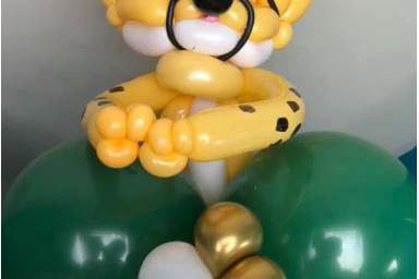 This leopard was a delight to sculpt with balloons
