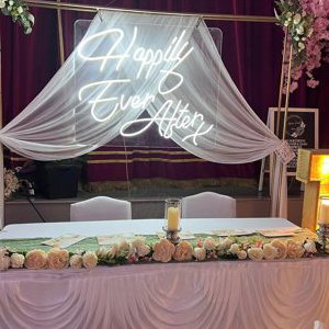 Neon Sign & Backdrop