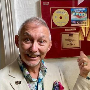 An oldie in the recording studios 2024  golden oldies 🙏😊 Free on SoundCloud /Bunny T Delightfully Unhinged 