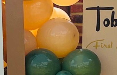 Teddy Bear Balloon Decorations for first Birthday party