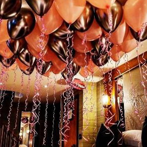 Helium ceiling balloons