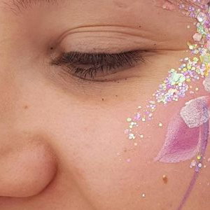 Side eye design with hand made wing