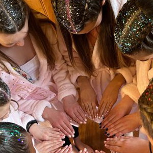 Glitter nails