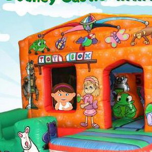 Toy Box Bouncy Castle with Ball Pool