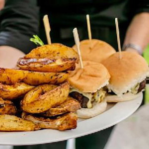 EpiCatering Plattered Burgers, Chicken and Wedges-2