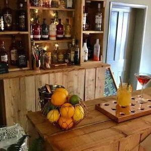 Small pop up bar 