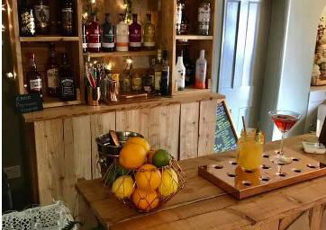 Small pop up bar 