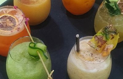 Mocktail/Smoothie or Juice Bars