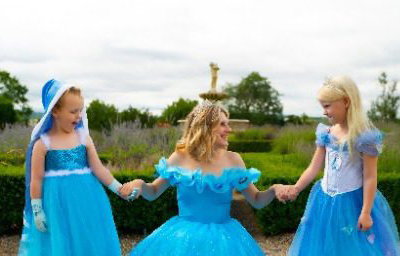 elsa princess party kent maidstone malling tonbridge frozen party elsa hire