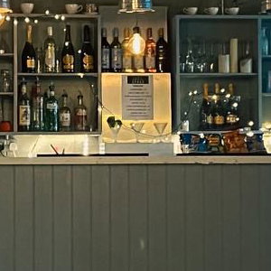 Bar & Reception 4